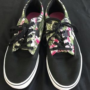 ❗️VANS floral shoes ❗️women’s 9 1/2